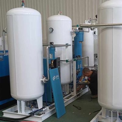 کمپرسور هوا در محل دستگاه جداسازی هوا اکسیژن با بطری پشتیبان